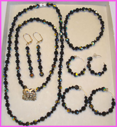 (I1) Black Crystal Round Ball Necklace Deluxe Set-